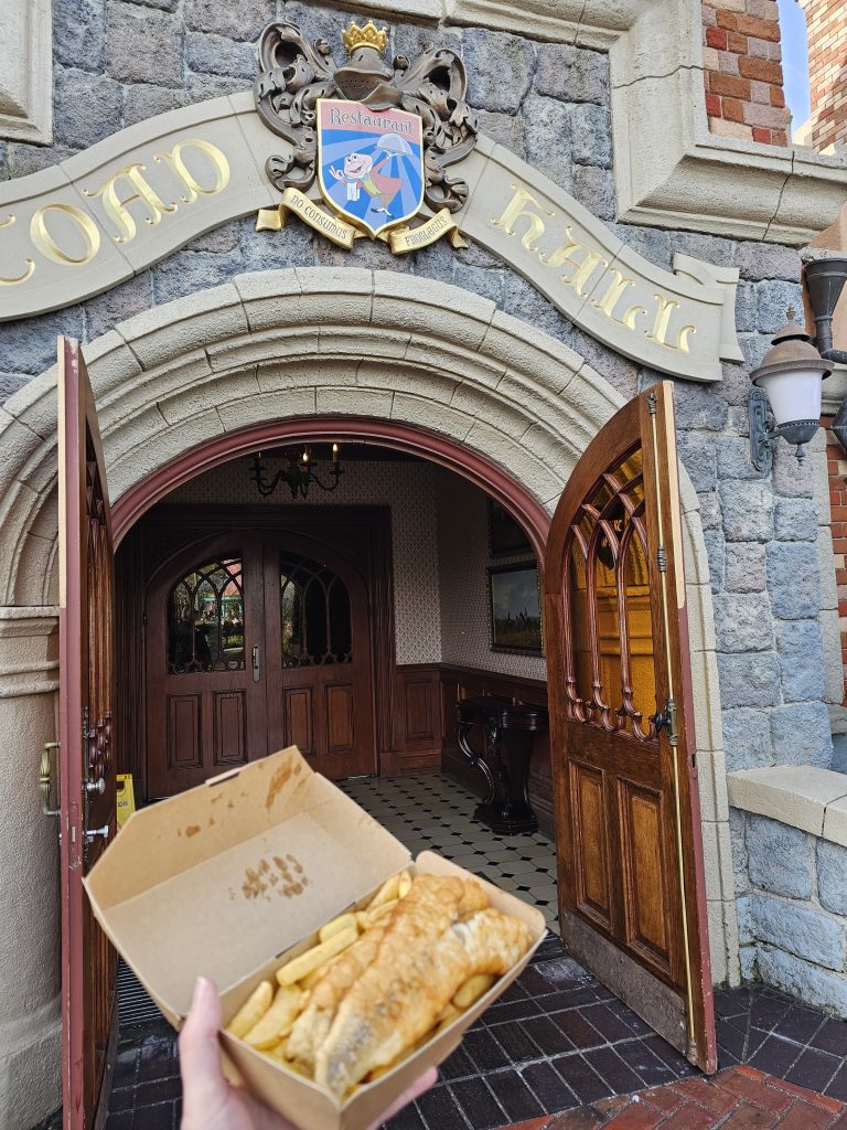 Lunch at Toad Hall, Disneyland Paris