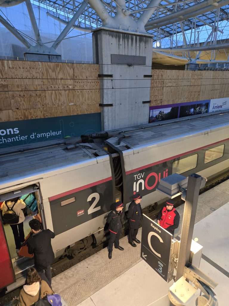 Train from Marne la Valee to CDG Airport