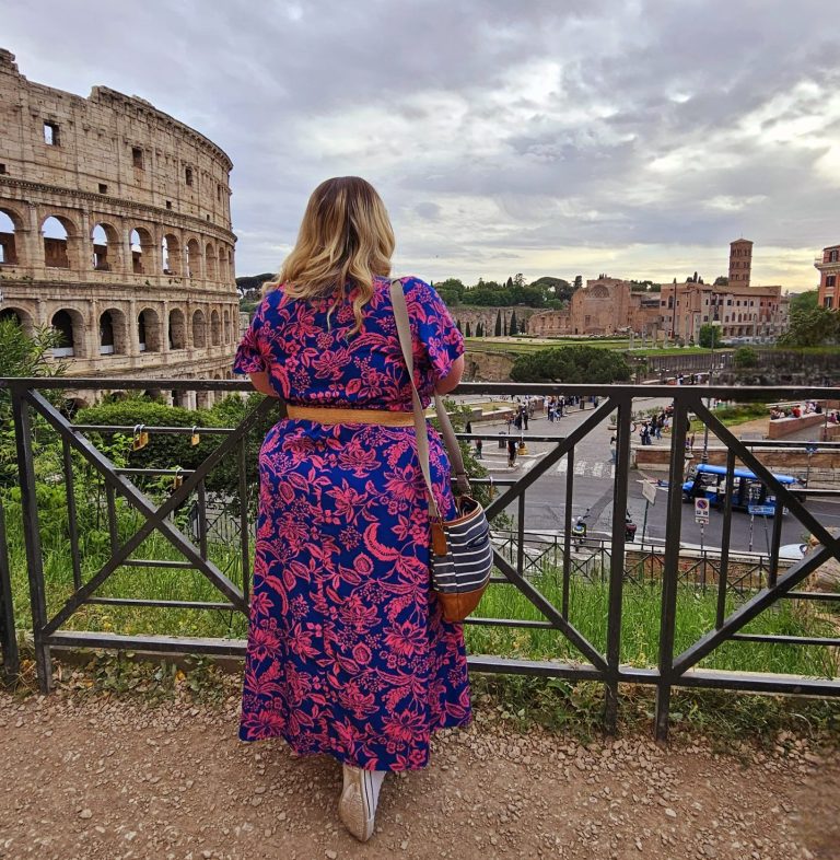 colosseum rome vespa tour with side car experience