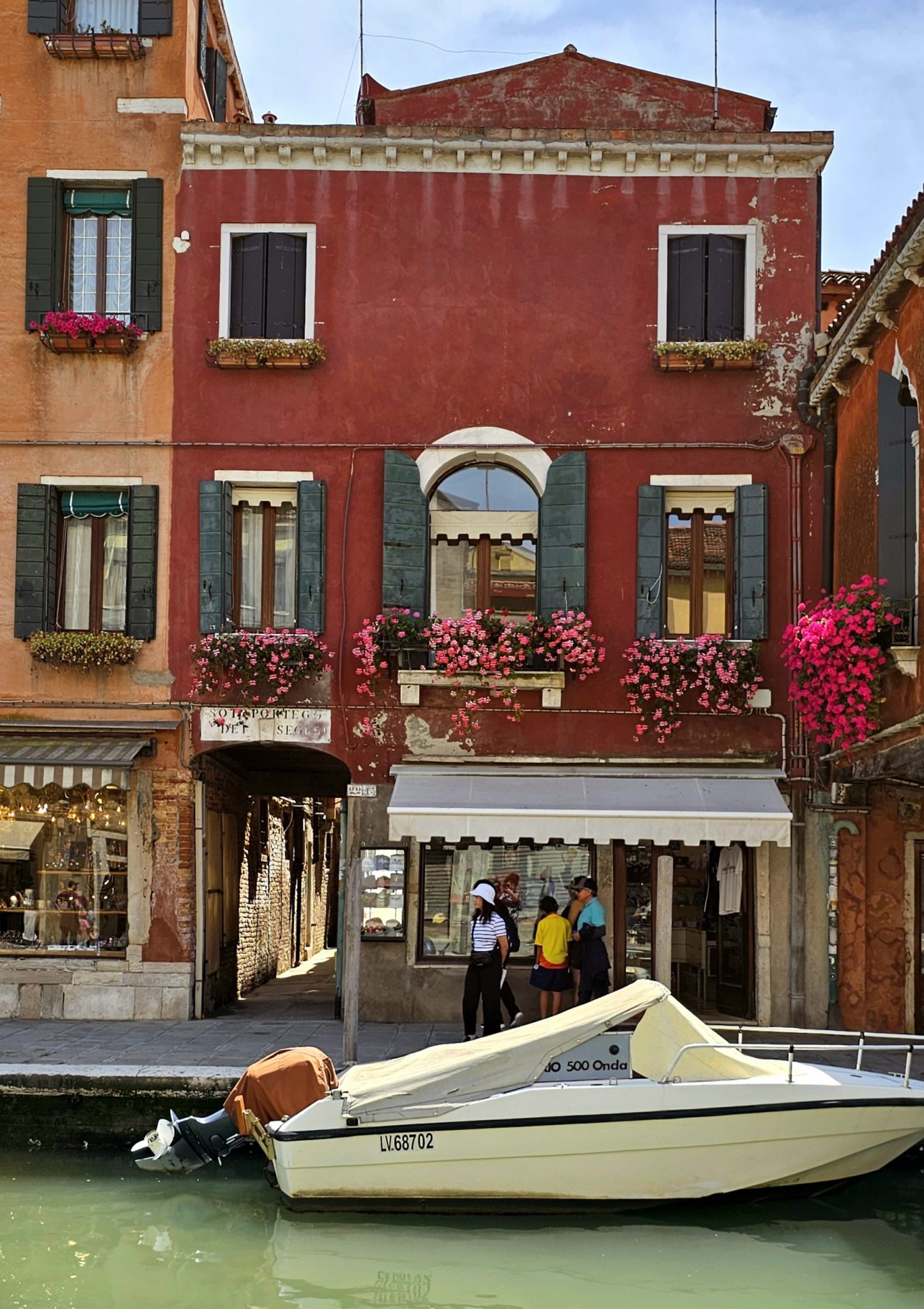 7-day-venice-lake-garda-verona-itinerary-by-train-ferries-build