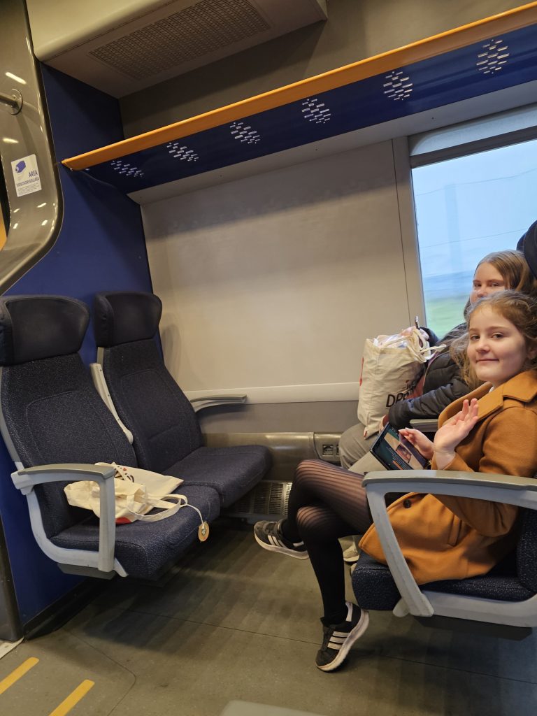 Milan to Lake Como by train