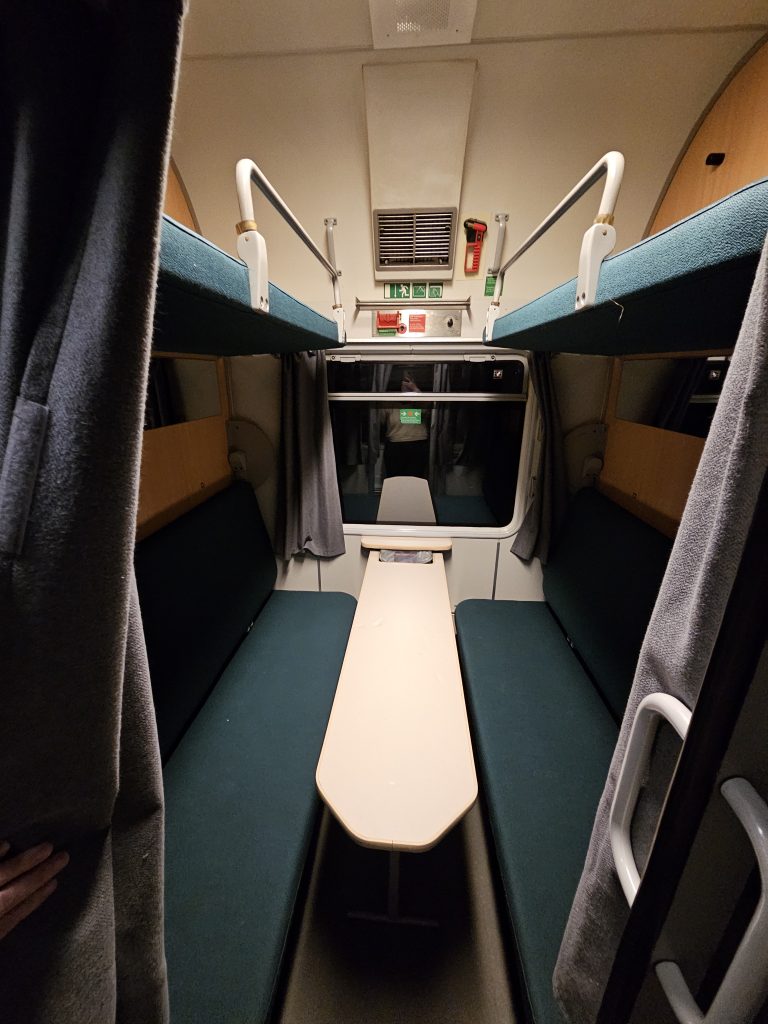 private cabin on the Bergensbanen train