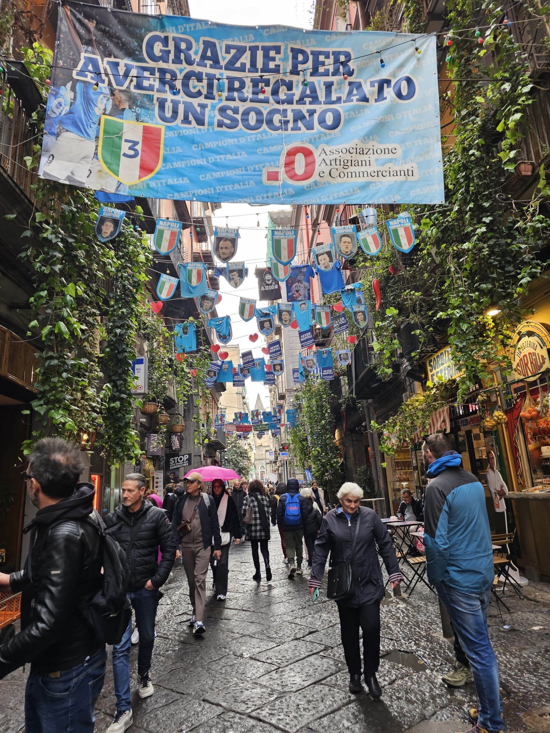 street in spaccanopoli Naples