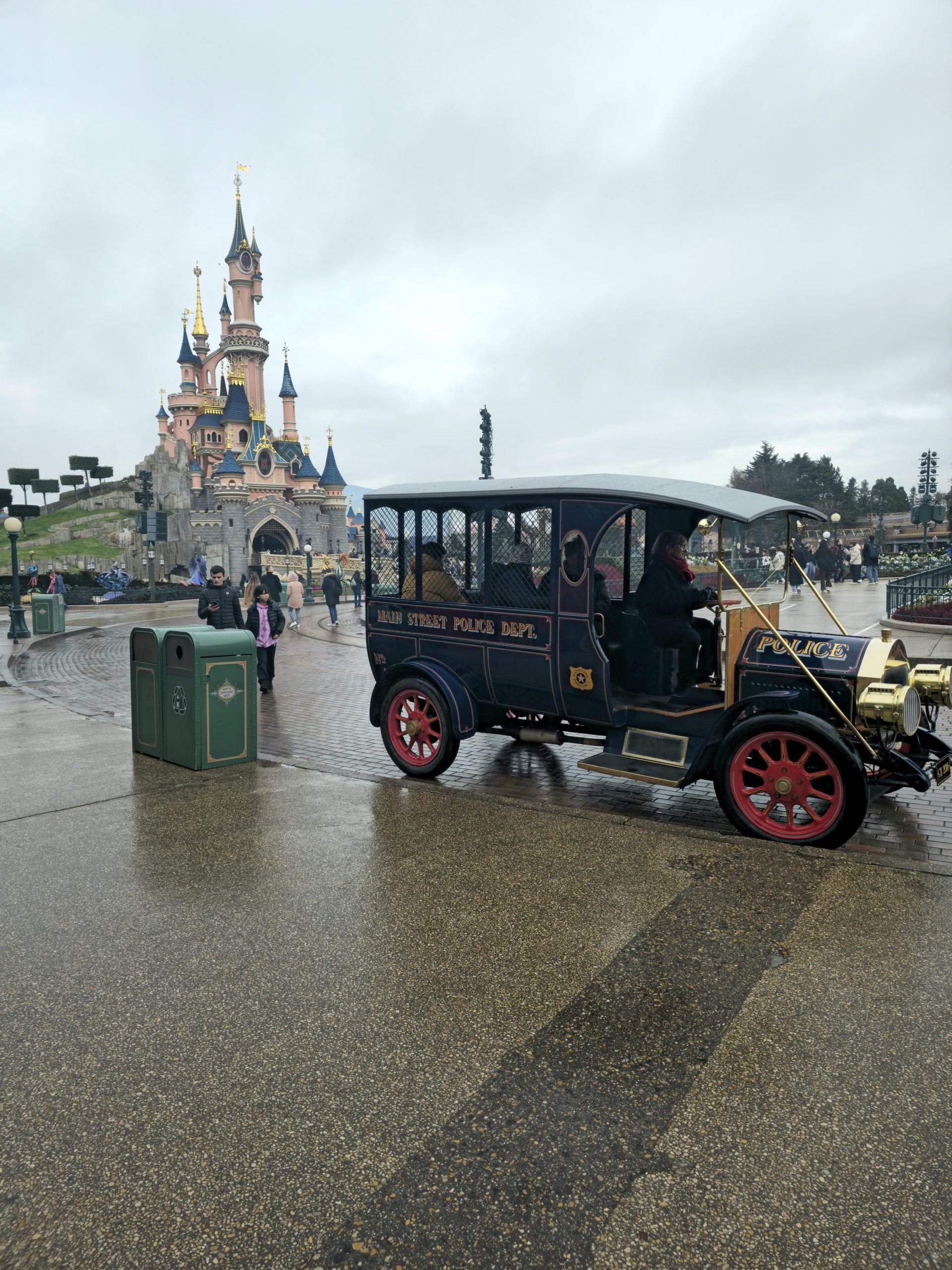 Rainy day at Disneyland Paris