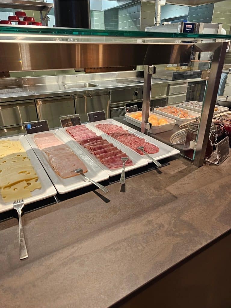 Breakfast options at Montreux youth hostel