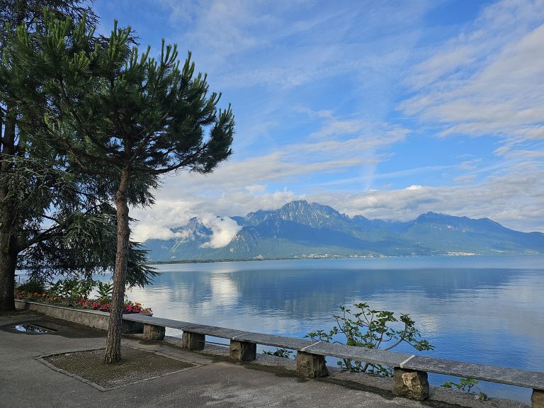 Montreux Lake side Lac Leman