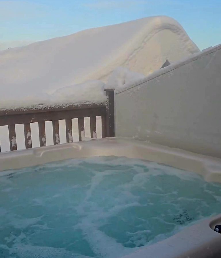 Hot tub experiences in Lapland