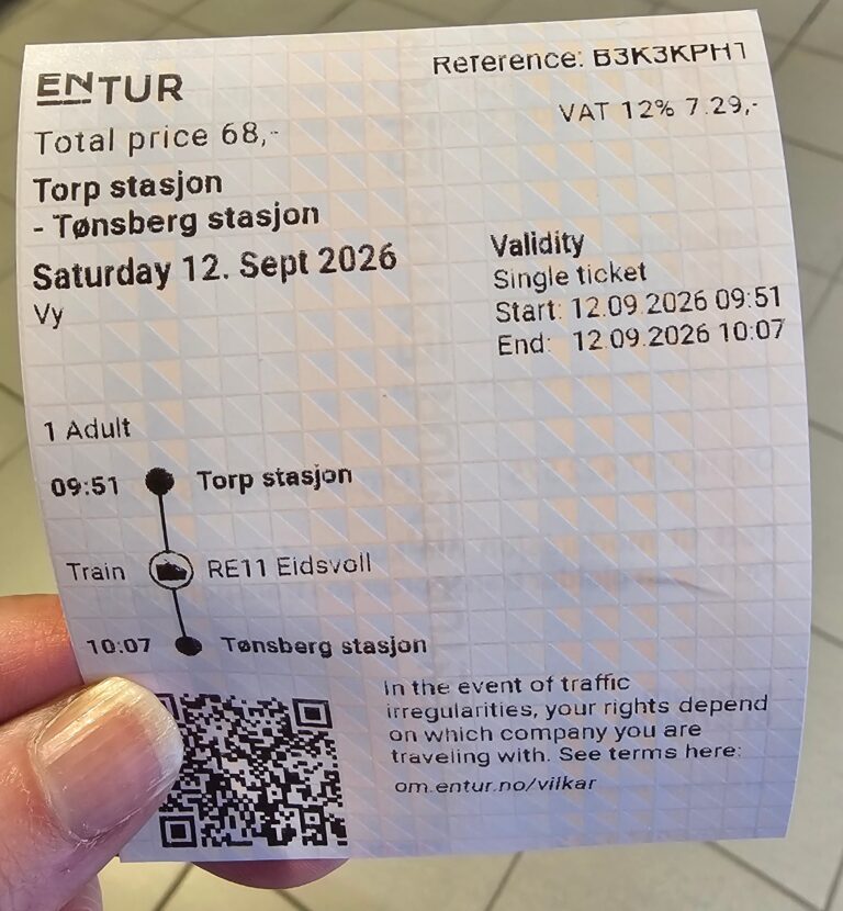 Train from Oslo Torp to Tonsberg