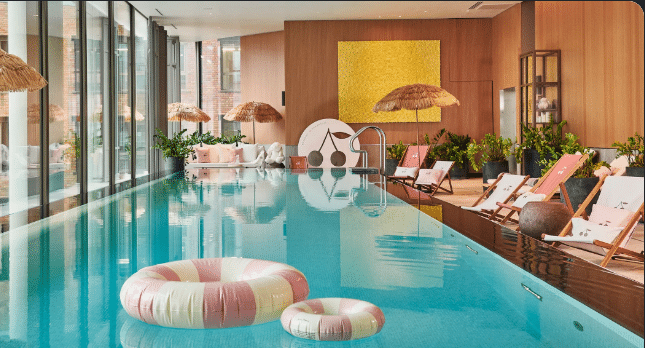 Bonpoint Spa and pool suitable for teen spa days